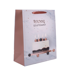 Dísztasak matt 11x14 cm tortás Boldog születésnapot felirattal